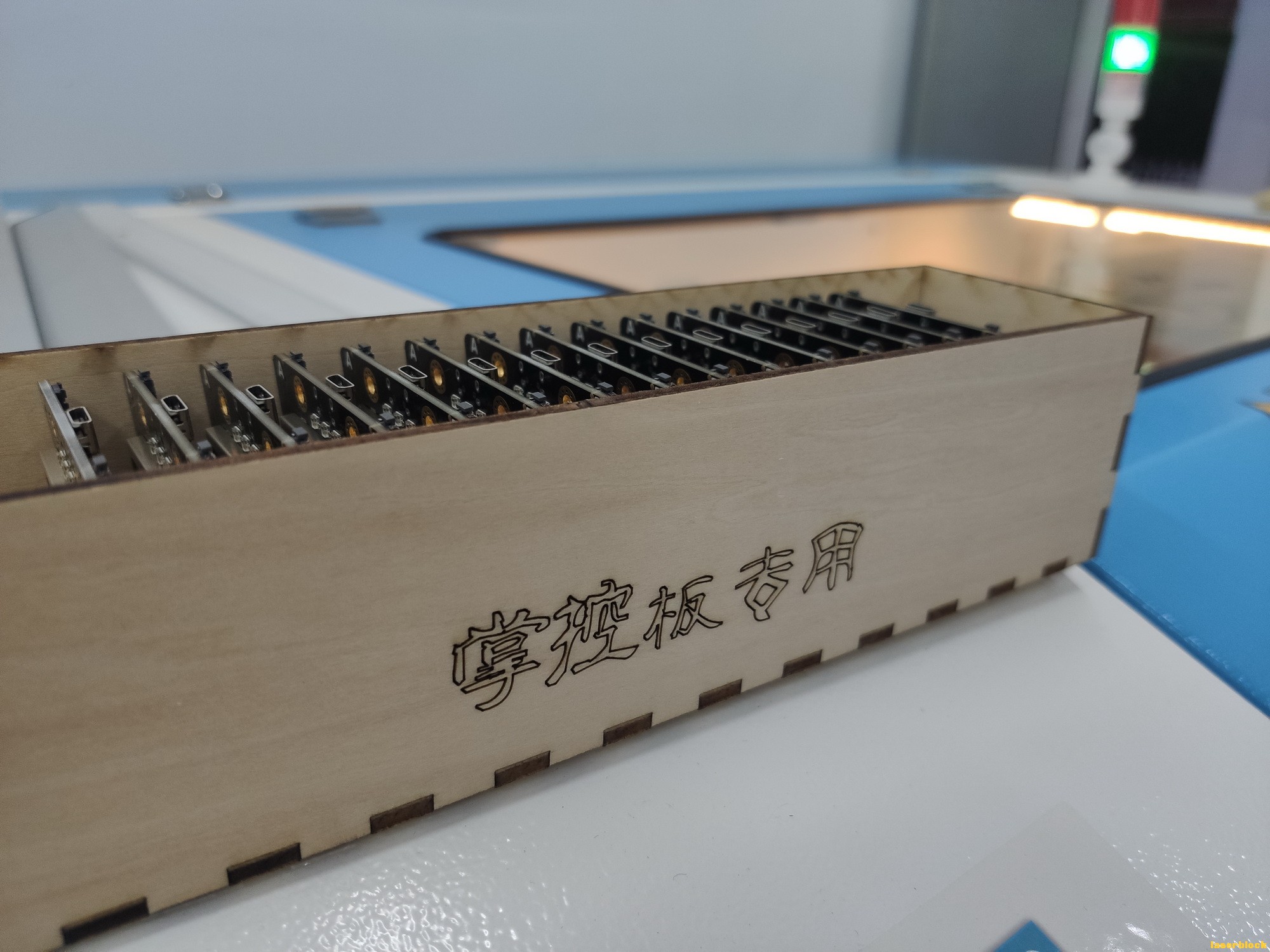 微信图片_20191220183419_调整大小.jpg