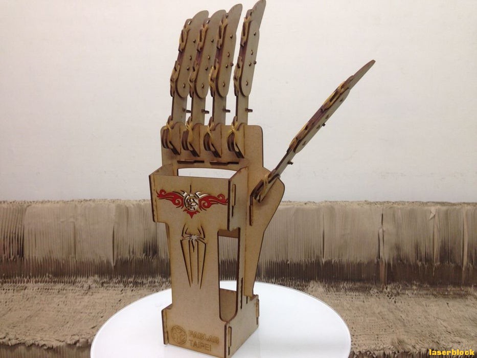 机械手臂.jpg 机械手臂.jpg